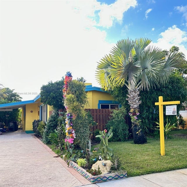 1 of 20 - 881 Sw 49th Ter, Plantation, FL
