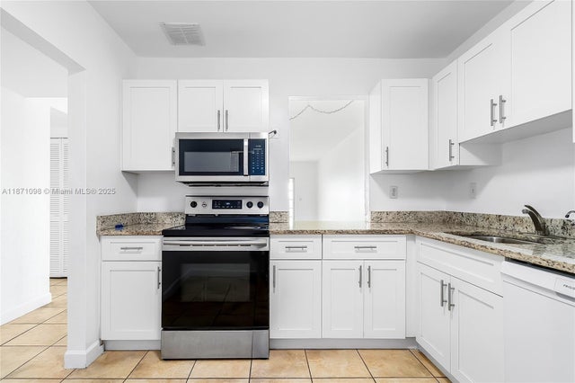 4 of 51 - 2500 Sw 81st Ave 402, Davie, FL