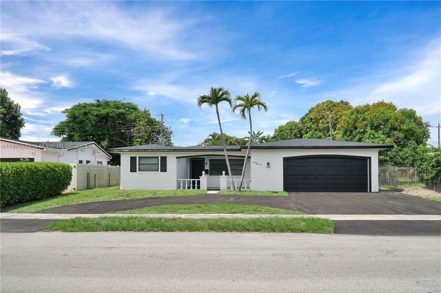 1 of 45 - 1600 N 74th Ter, Hollywood, FL