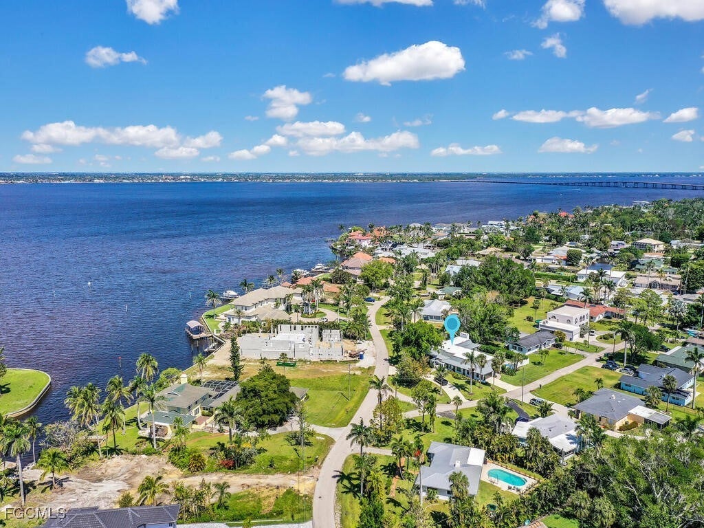 6923 Old Whiskey Creek Dr, Fort Myers