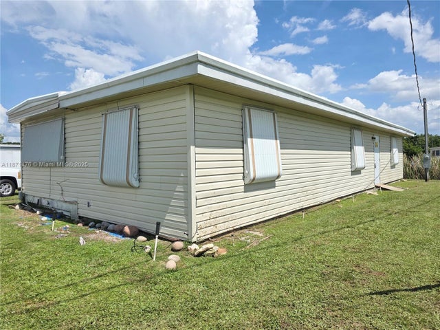4 of 35 - 1065 25th Street, Bulkhead Ridge, FL
