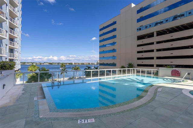 1 of 20 - 1551 N Flagler Dr 810, West Palm Beach, FL