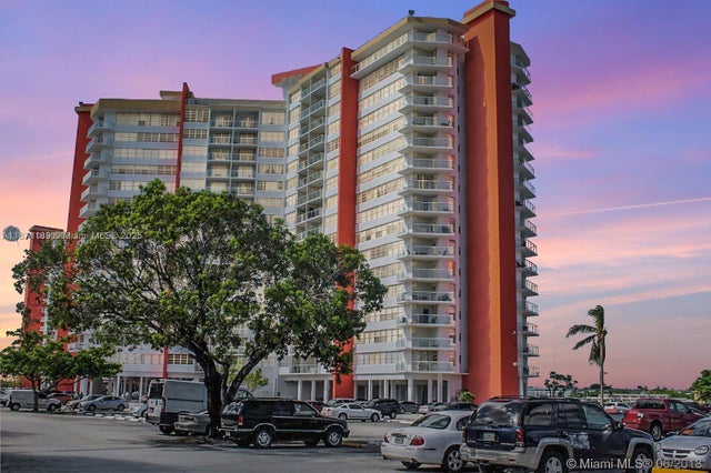 1 of 24 - 1351 Ne Miami Gardens Dr 511e, Miami, FL