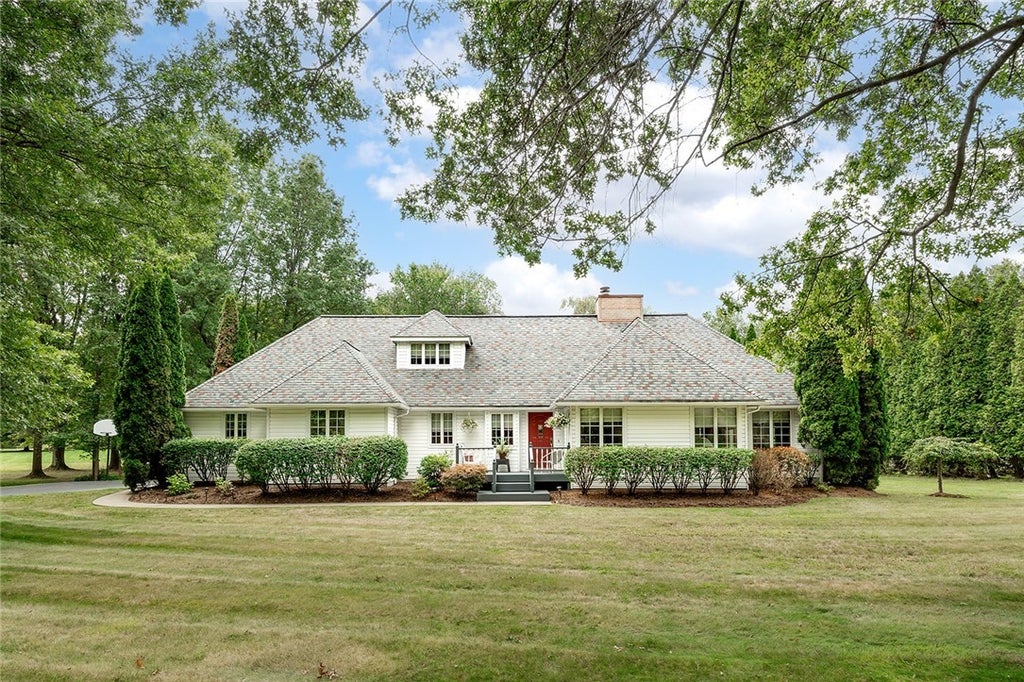 67 Hummel Boulevard, Pine