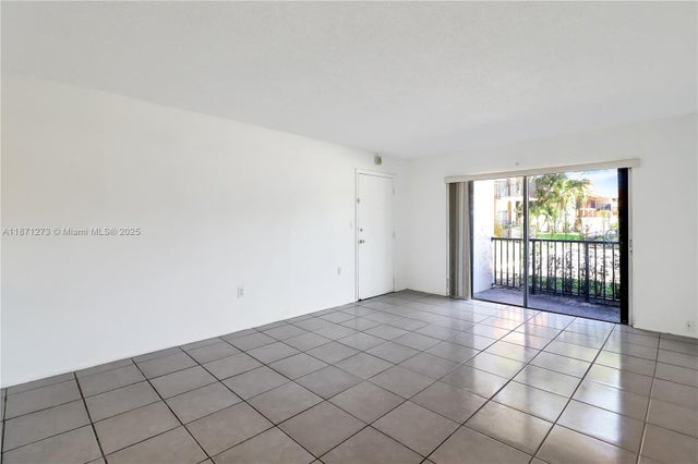 4 of 20 - 10511 Sw 108th Ave 185, Miami, FL