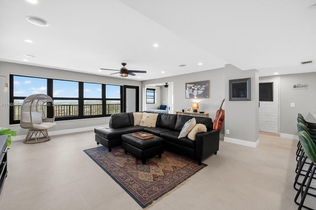 2 of 38 - 3200 Port Royale Dr N 2011, Fort Lauderdale, FL