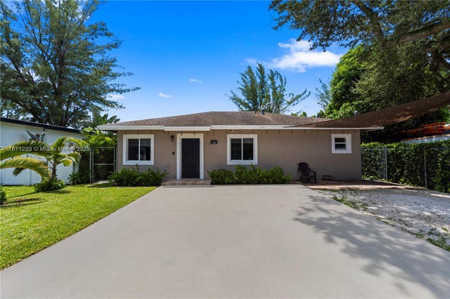 1 of 40 - 1330 Nw 80th St, Miami, FL