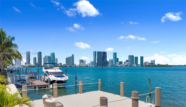 1 of 30 - 1111 N Venetian Dr, Miami, FL