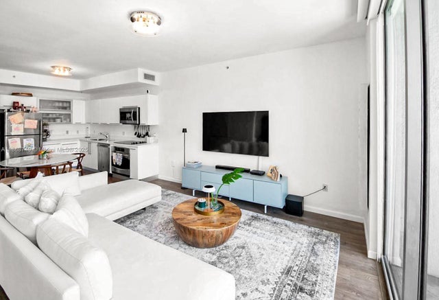 3 of 29 - 90 Sw 3rd St 2703, Miami, FL