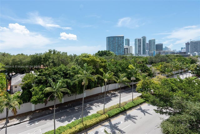3 of 42 - 4250 Biscayne Blvd 501, Miami, FL