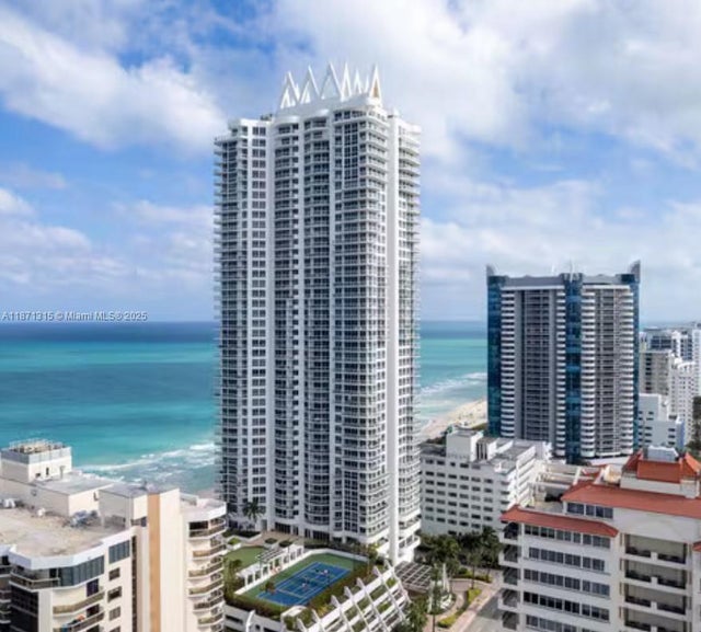 5 of 35 - 6365 Collins Ave 904, Miami Beach, FL