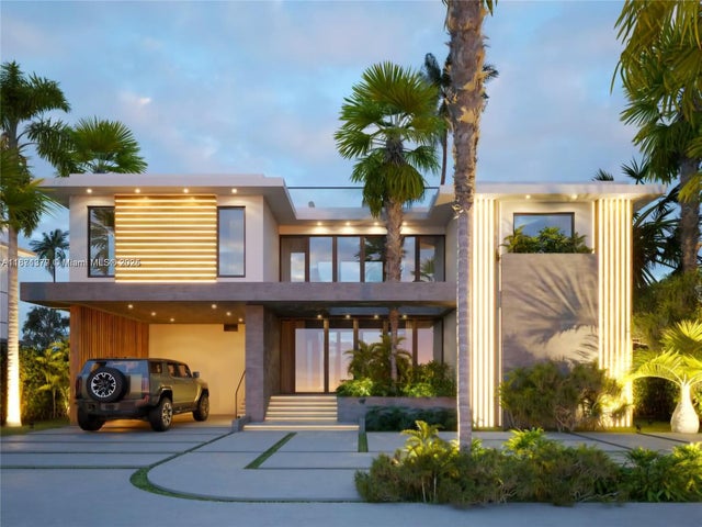 1 of 35 - 910 N Venetian Dr, Miami Beach, FL