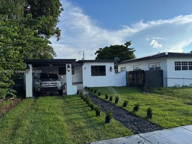 4 of 17 - 440 E 37th St, Hialeah, FL