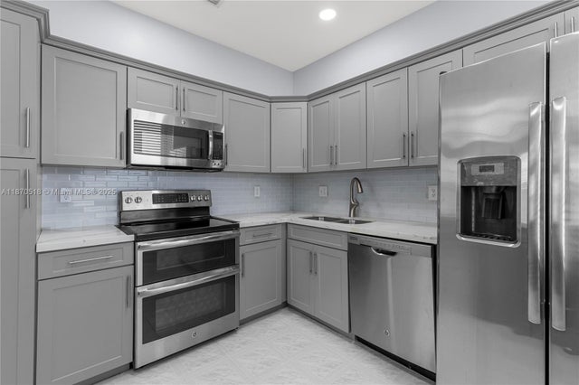 5 of 45 - 16859 Sw 1st Mnr, Pembroke Pines, FL