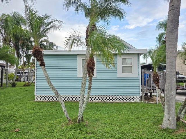 2 of 34 - 1149 6th Street, Bulkhead Ridge, FL