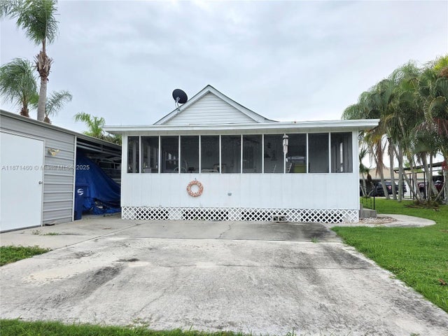 4 of 34 - 1149 6th Street, Bulkhead Ridge, FL
