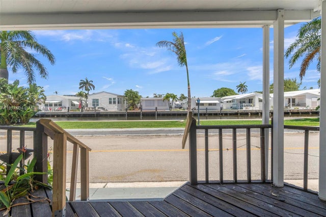 5 of 39 - 204 Flamingo Dr, Briny Breezes, FL