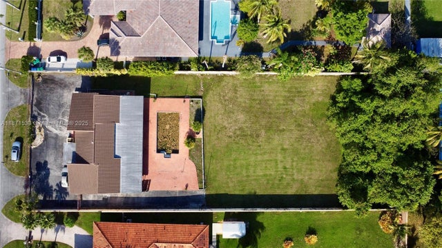 3 of 18 - 13820 Sw 34th St, Miami, FL