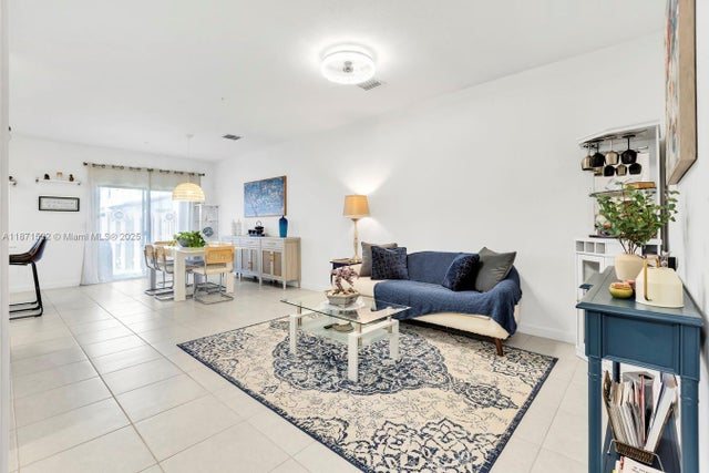3 of 37 - 15953 Sw 2nd Pl, Pembroke Pines, FL
