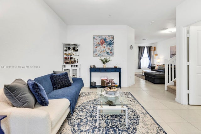 4 of 37 - 15953 Sw 2nd Pl, Pembroke Pines, FL