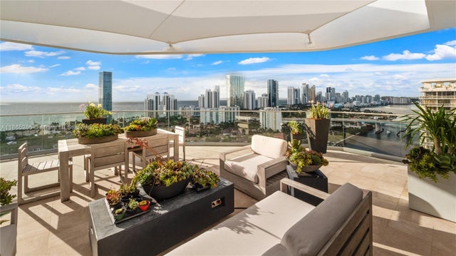 19707 Turnberry Way Ts-3, Aventura