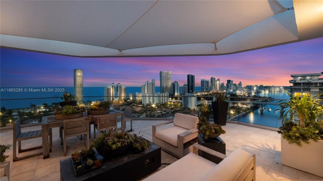 3 of 74 - 19707 Turnberry Way Ts-3, Aventura, FL