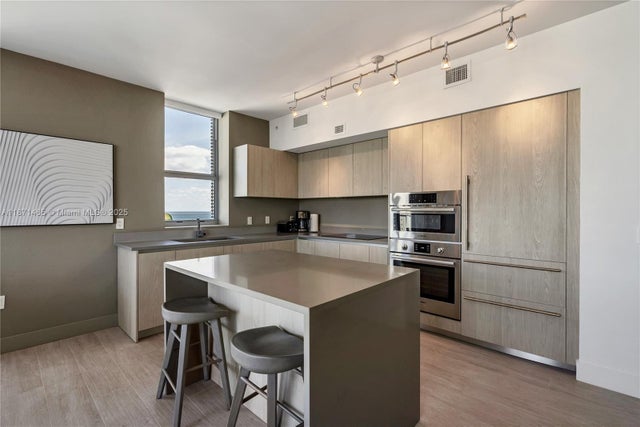4 of 33 - 4010 S Ocean Dr R2301, Hollywood, FL