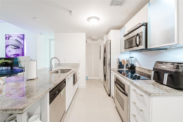 5 of 40 - 185 Sw 7th St 3609, Miami, FL