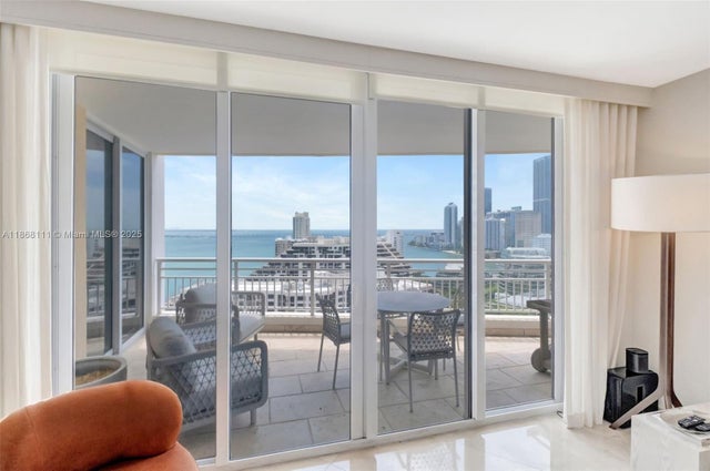 3 of 35 - 848 Brickell Key Dr 2605, Miami, FL