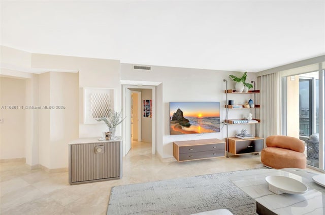 5 of 35 - 848 Brickell Key Dr 2605, Miami, FL