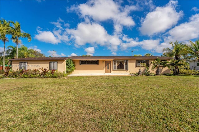 3 of 48 - 11325 Sw 109th Ave, Miami, FL