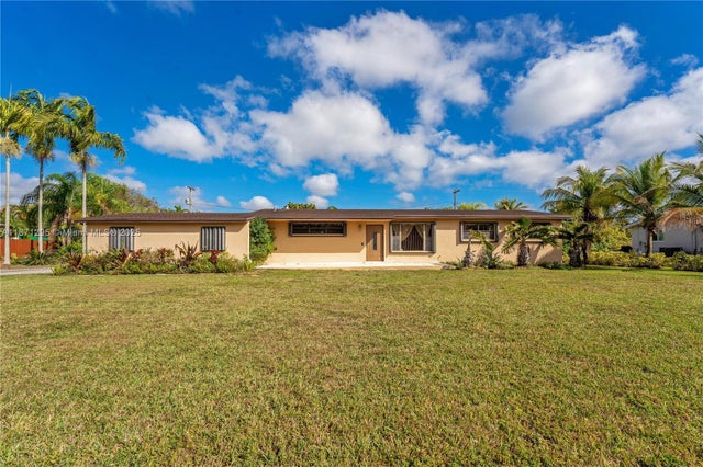 4 of 48 - 11325 Sw 109th Ave, Miami, FL