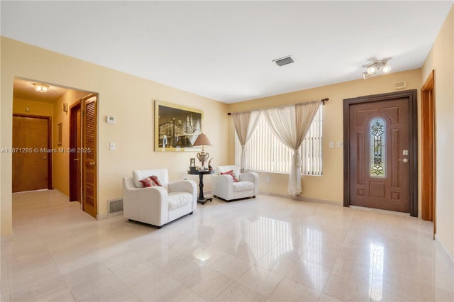 5 of 48 - 11325 Sw 109th Ave, Miami, FL
