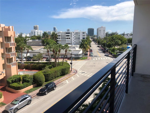 5 of 18 - 8100 Byron Ave 509, Miami Beach, FL