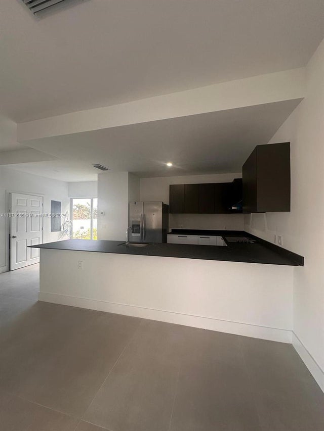 5 of 28 - 538 Nw 17th Ave, Fort Lauderdale, FL