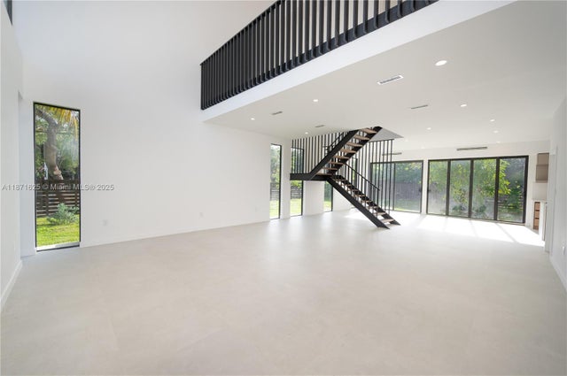 3 of 46 - 1200 Sw 15th Ave, Fort Lauderdale, FL