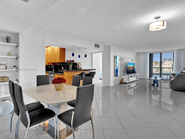 3 of 57 - 1500 S Ocean Dr 3e, Hollywood, FL