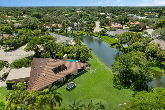 1 of 41 - 8925 Sw 102nd Ter, Miami, FL