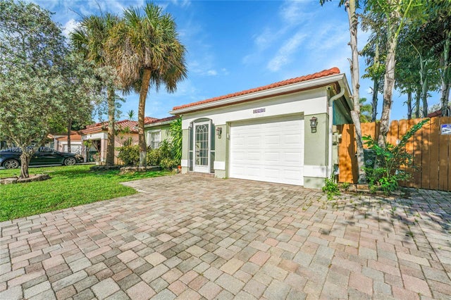2 of 27 - 5520 Nw 49th Ave, Coconut Creek, FL