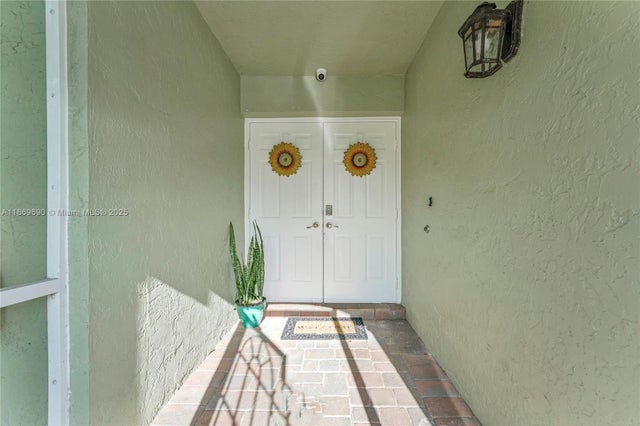 3 of 27 - 5520 Nw 49th Ave, Coconut Creek, FL