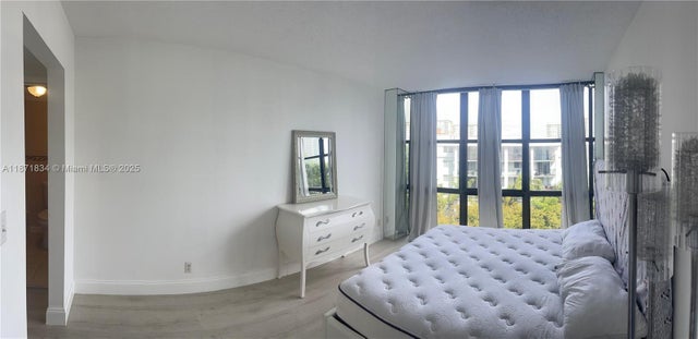 5 of 7 - 17021 N Bay Rd 603, Sunny Isles Beach, FL