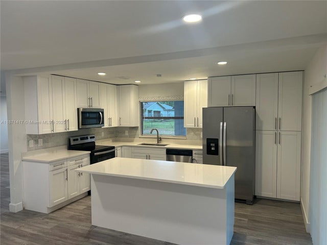 3 of 27 - 620 Midiron Drive, Other, FL