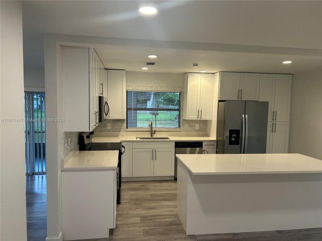 5 of 27 - 620 Midiron Drive, Other, FL
