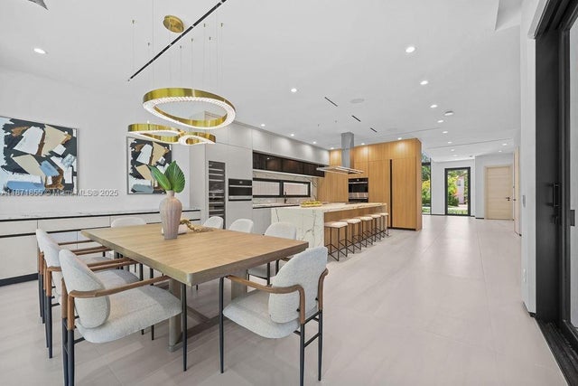 5 of 97 - 618 Ne 17th Way, Fort Lauderdale, FL