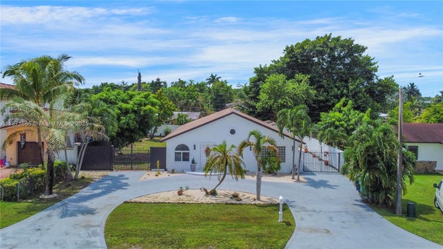 2 of 29 - 9930 Sw 48th St, Miami, FL