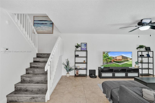 2 of 41 - 9112b Sw 20th St, Davie, FL