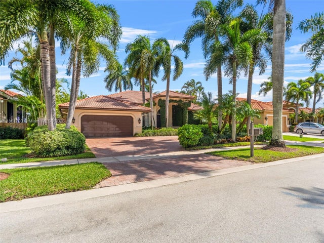 1 of 64 - 10915 Nw 2nd St, Plantation, FL