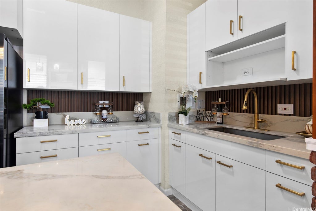 (unit #g125) 94-246 Leoku Street, Waipahu