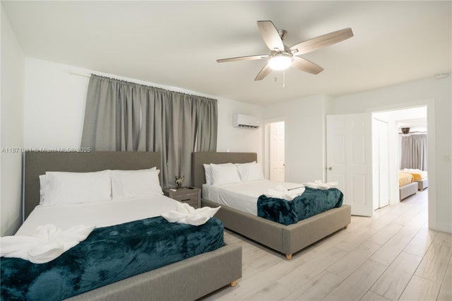 4 of 25 - 7400 Sw 37th St, Miami, FL