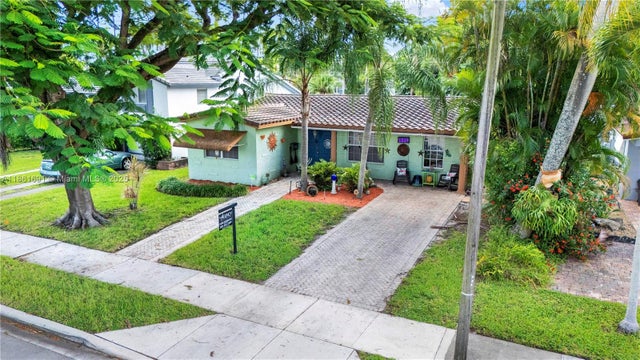2 of 36 - 1214 Polk St, Hollywood, FL
